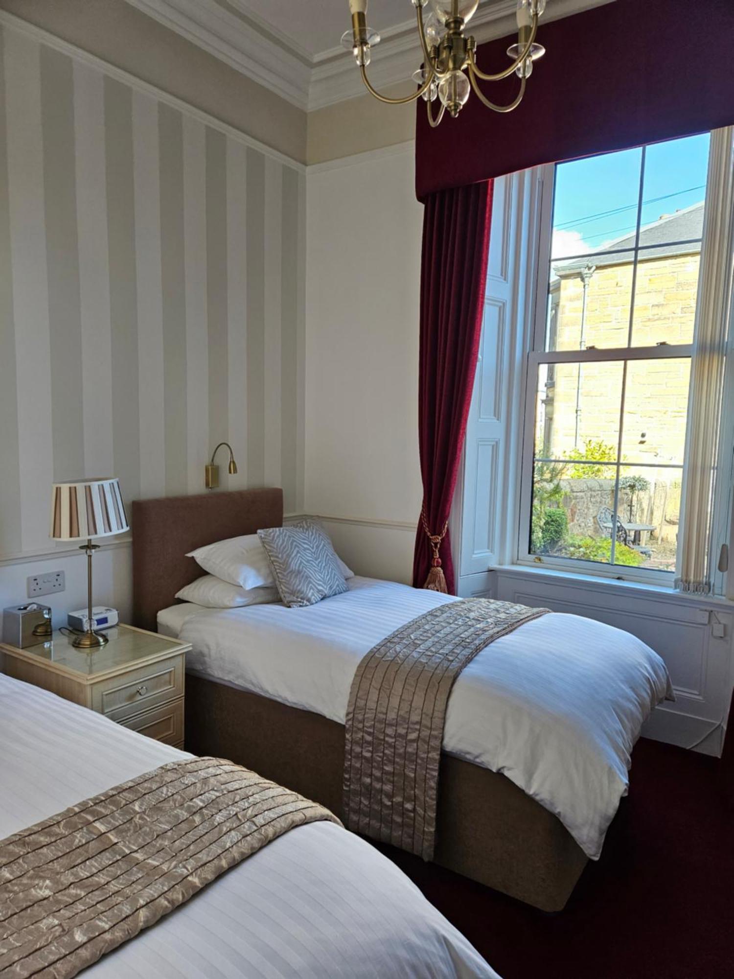 אדינבורו Highfield Guest House מראה חיצוני תמונה