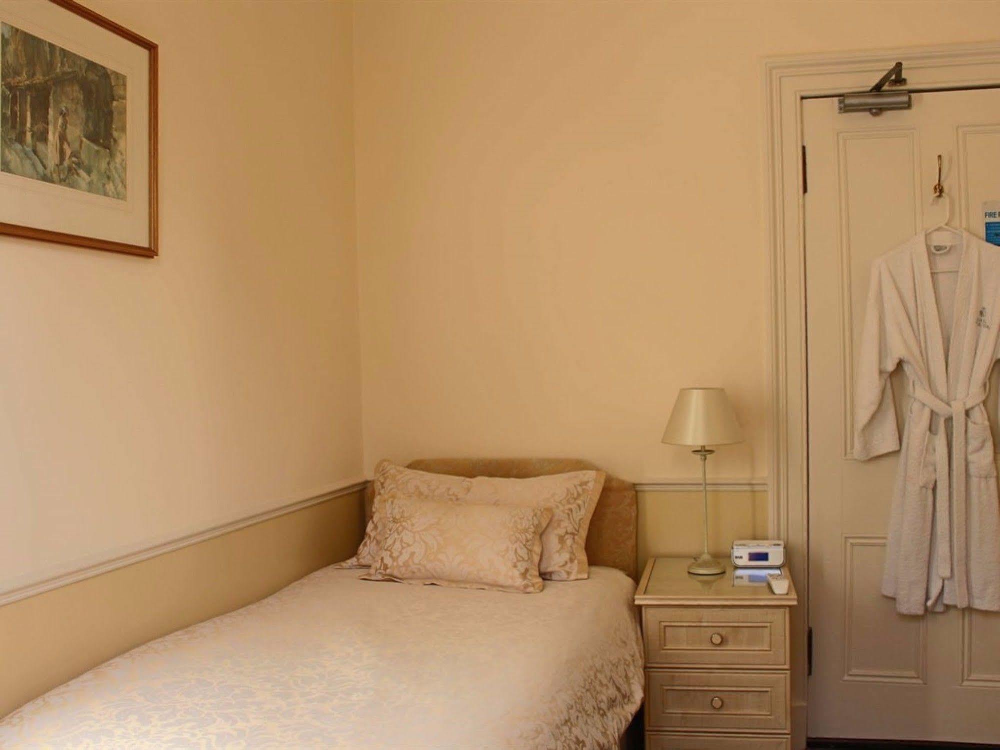 אדינבורו Highfield Guest House מראה חיצוני תמונה